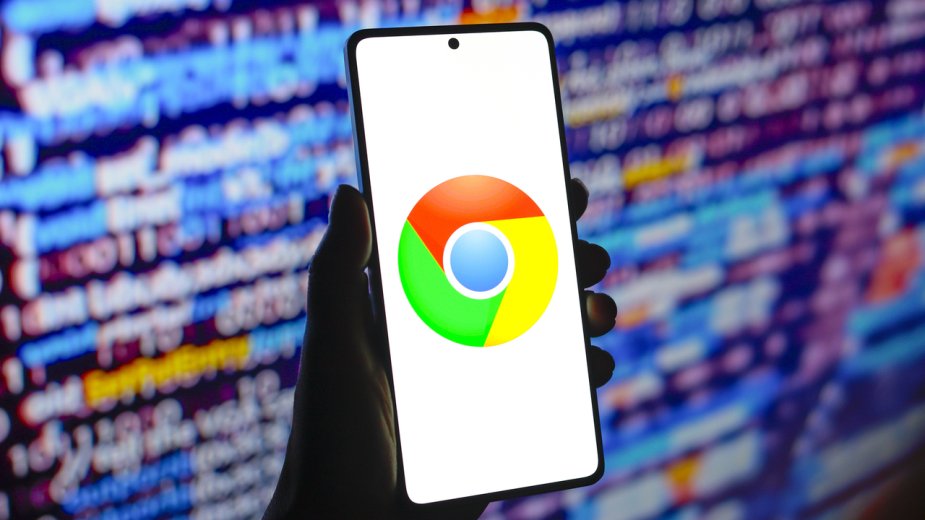 Chrome 135 zaskakuje wyglądem. Pasek gestów znika w tle dla pełnoekranowego efektu