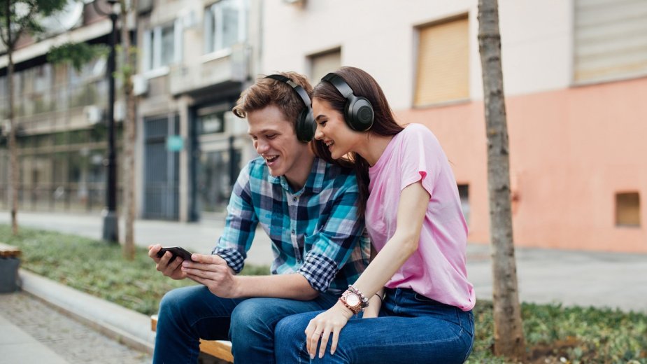Creative Zen Hybrid Pro – wielostrumieniowe, bezprzewodowe słuchawki z LE Audio, niskim opóźnieniem