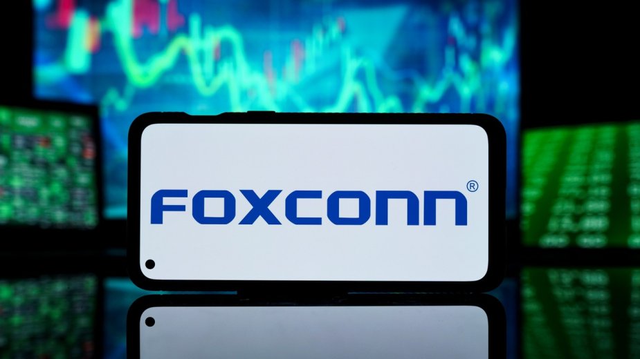Foxconn zapowiada ekspansję w pojazdy elektryczne, Nissan ma w tym pomóc