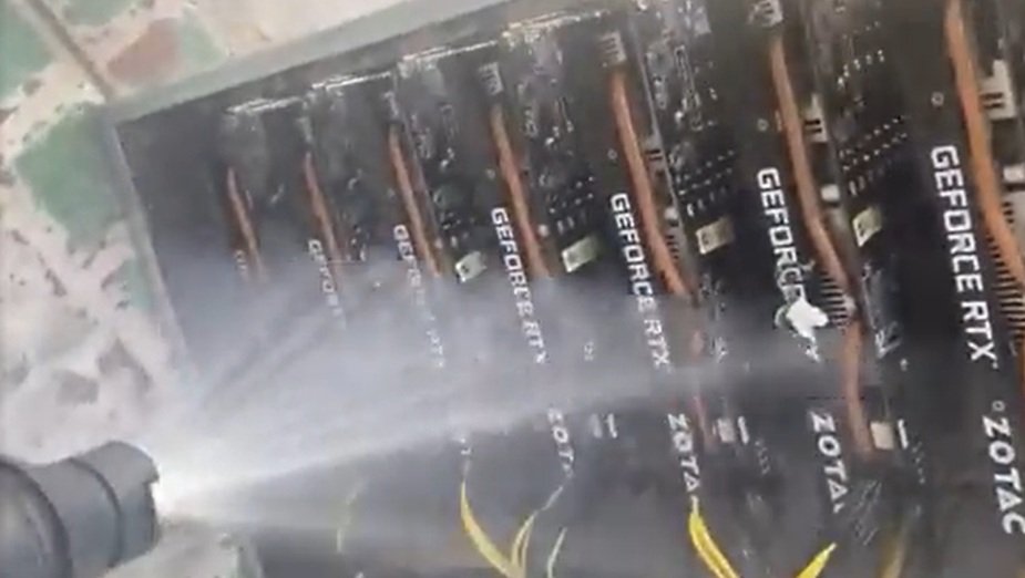 Górnicy kryptowalut szykują swoje karty graficzne do sprzedaży... myjką ciśnieniową
