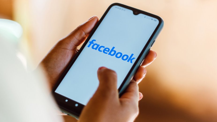 Jak oszukać algorytmy Facebooka? Wystarczy marchewka