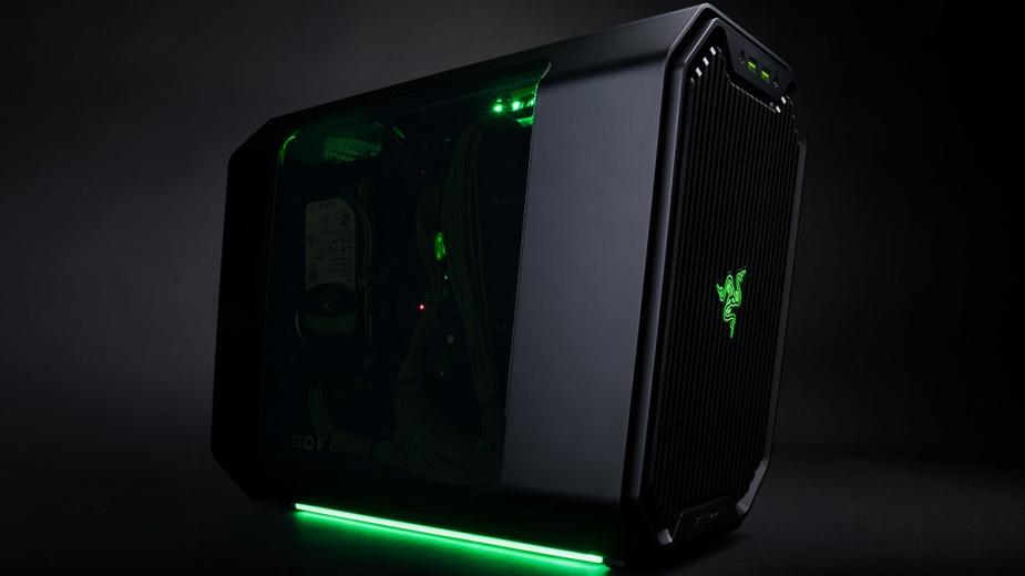 Maingear i Razer prezentują swój drugi PC - tym razem w kompaktowej formie