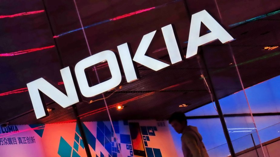 Nokia zwalnia pracowników w Polsce. Z firmy mają odejść setki osób