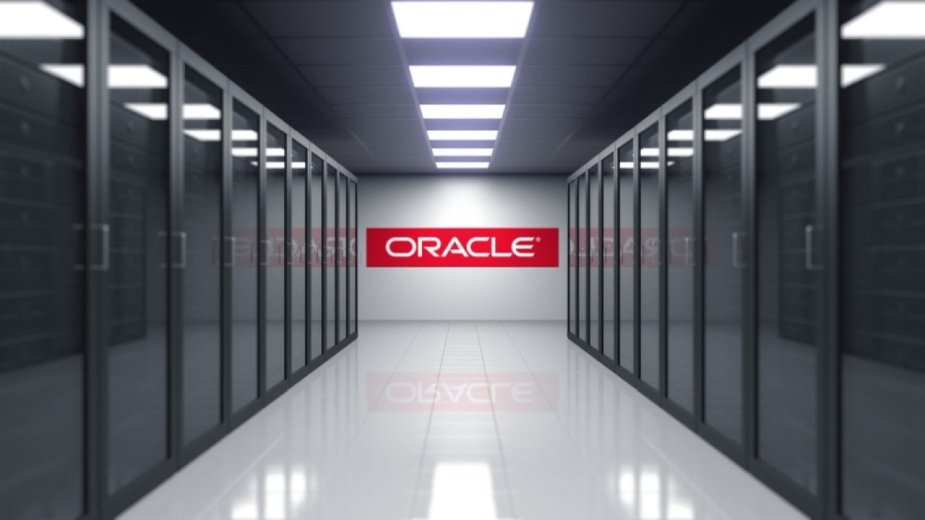 Oracle ukryło poważny wyciek danych klientów, teraz haker wystawił je na sprzedaż