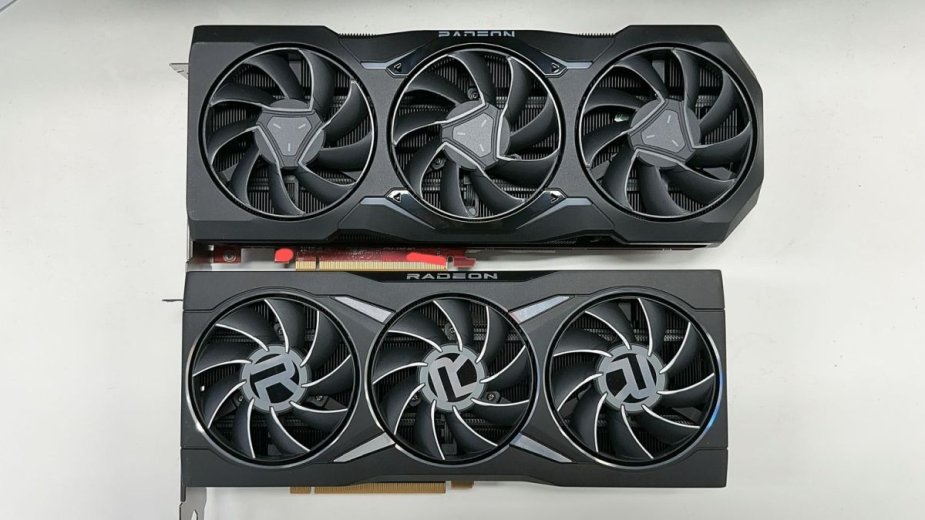 Radeon RX 7900 na pierwszych zdjęciach. Fotrografie potwierdzają design flagowca AMD