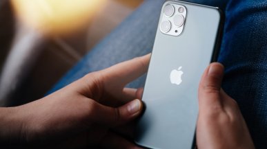 Apple opóźnia premierę składanego iPhone'a. Wiadomo, kiedy ma zadebiutować