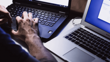 DELL patentuje laptopa z dwoma ekranami