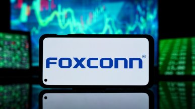 Foxconn zapowiada ekspansję w pojazdy elektryczne, Nissan ma w tym pomóc