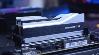 Intel naciska na wsparcie tylko dla pamięci DDR5 na płytach głównych z serii 700