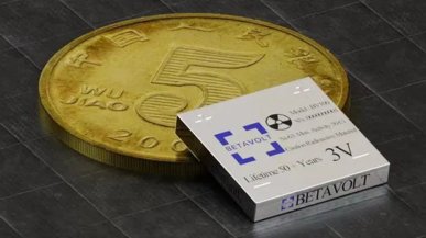 Konsumencka bateria jądrowa z izotopu niklu-63 i diamentowego półprzewodnika. Żywotność to 50 lat