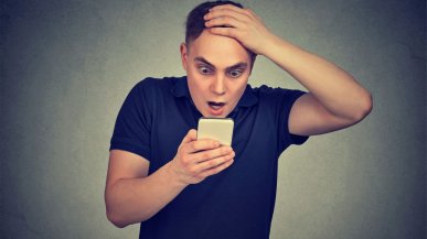 Ładujecie telefony w publicznych miejscach? Natychmiast przestańcie