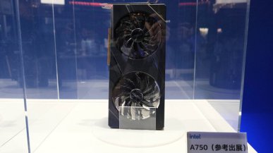 Poznajcie kolejną wersję karty Intela. ASRock Arc A750 Challenger sfotografowany