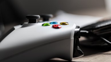 Problemy z dostępnością kontrolerów Xbox w Europie. Microsoft potwierdza braki
