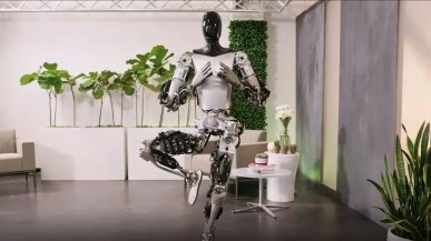 Robot Tesla Optimus znacznie poprawia swoje możliwości