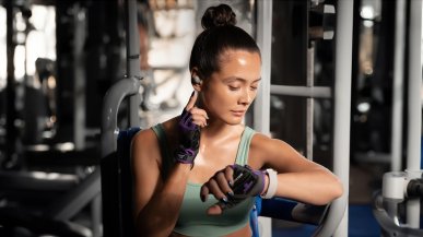 Słuchawki douszne SENNHEISER MOMENTUM SPORT dostępne w Polsce