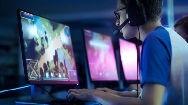 Sprzedaż gamingowych monitorów zalicza duży spadek. Preferencje graczy się zmieniają