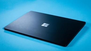 Surface z lutowaną pamięcią RAM i bez Thunderbolt dla bezpieczeństwa