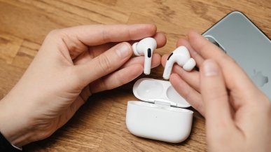 AirPods przyszłości? Apple pracuje nad słuchawkami z przełomowymi rozwiązaniami