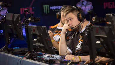 Koniec wakacyjnej przerwy dla e-sportowców – wystartował DreamHack w Malmö