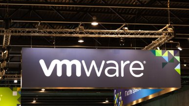 Masowe zwolnienia w VMware. Broadcom robi porządki i każe "ruszyć d..ę" do biura