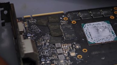 Modderzy stworzyli RTX 2080 na wypasie. Karta otrzymała 2x więcej pamięci