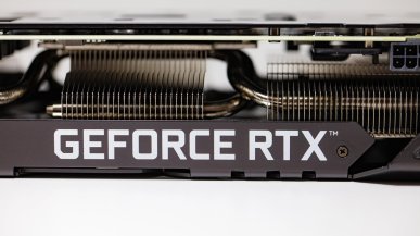 NVIDIA znów utrudnia życie recenzentom? RTX 5050 wypada ponoć blado