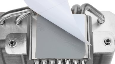 Oto nowy sposób nakładania pasty termoprzewodzącej. Wystarczy zdjąć papierek