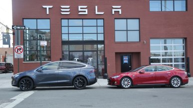 Pokaz autopilota Tesli z 2016 roku był wyreżyserowany