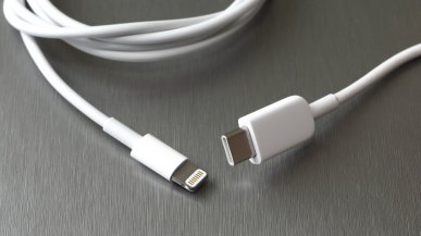 Sprzedaż iPhone'ów zostanie zablokowana w Unii Europejskiej? UE ostrzega Apple